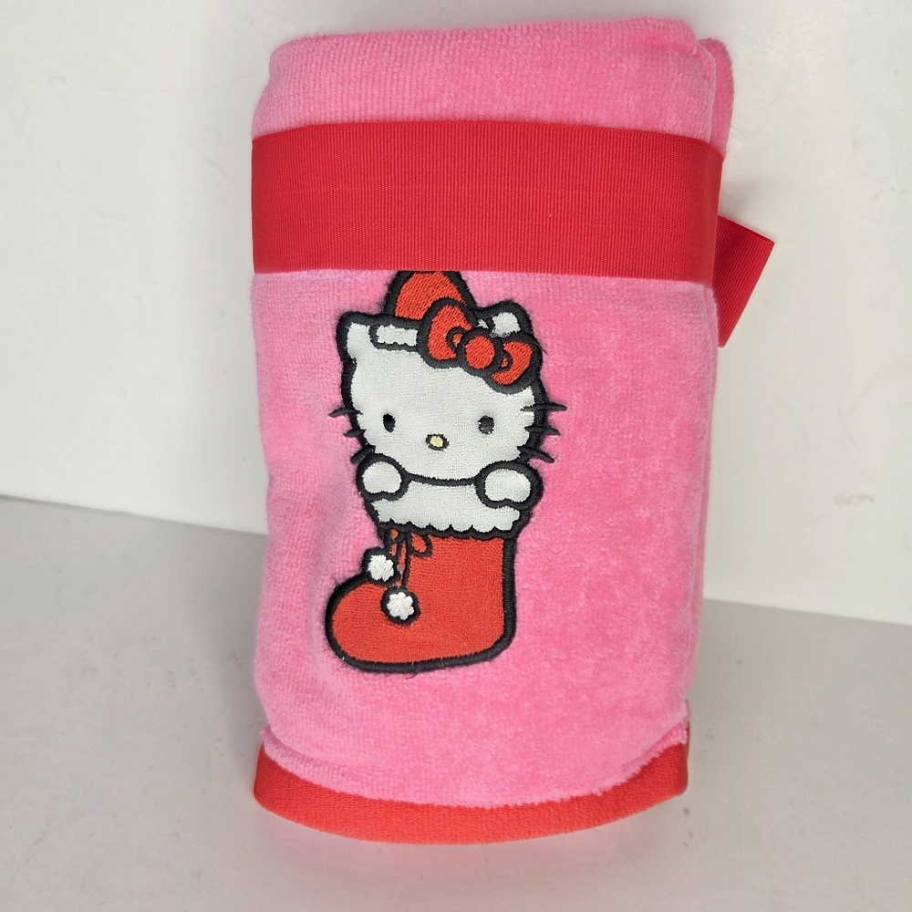 Hello‎ Kitty Pink Kitchen Or Bath Hand Towels Red Christmas Stocking